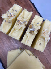 Load image into Gallery viewer, Lavender and Chamomile
