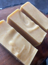 Load image into Gallery viewer, Face Bar - Turmeric, Tea Tree, &amp; Lemon)