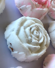 Load image into Gallery viewer, Rose Bomb